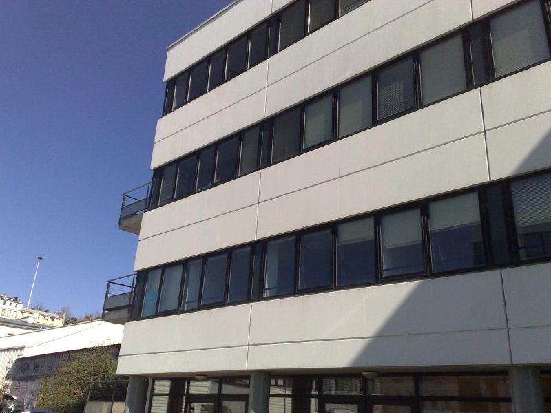 Bureau / local professionnel Brest Port de commerce 98 m2